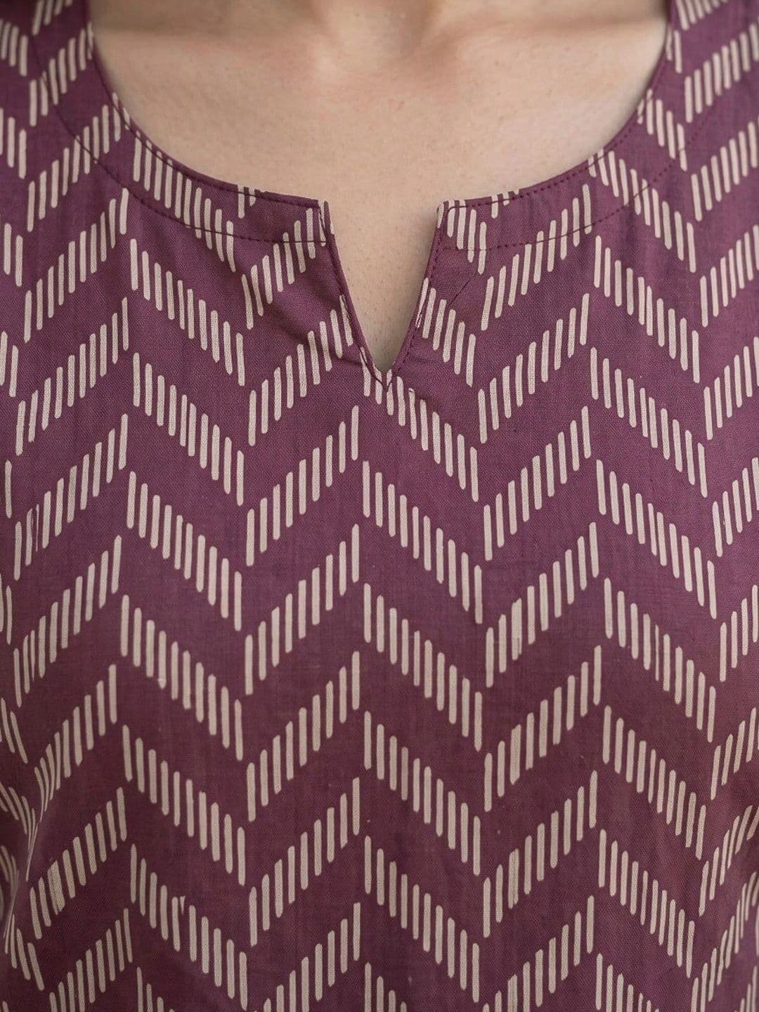 Meena Bazaar Women Printed Regular Kurti with Trousers thumbnail 3