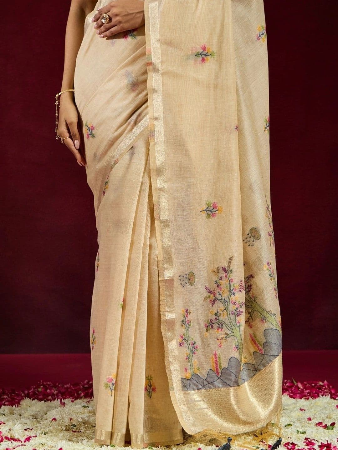 kasee Floral Pure Cotton Designer Saree thumbnail 5