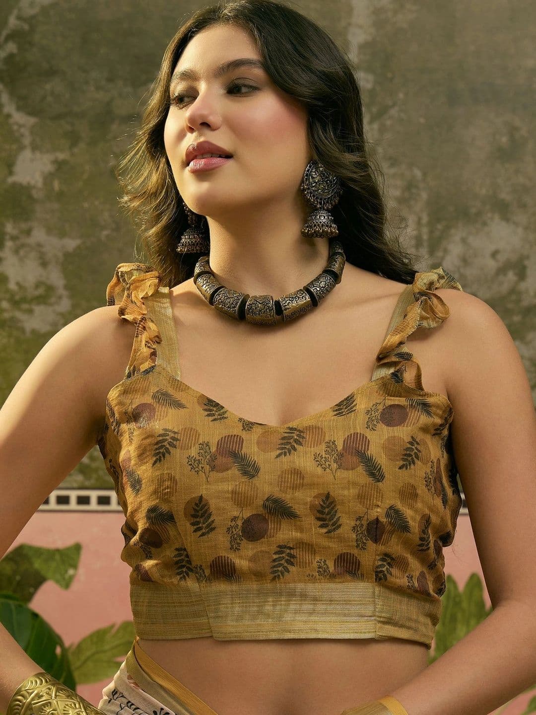 Suha Women Floral Saree thumbnail 7
