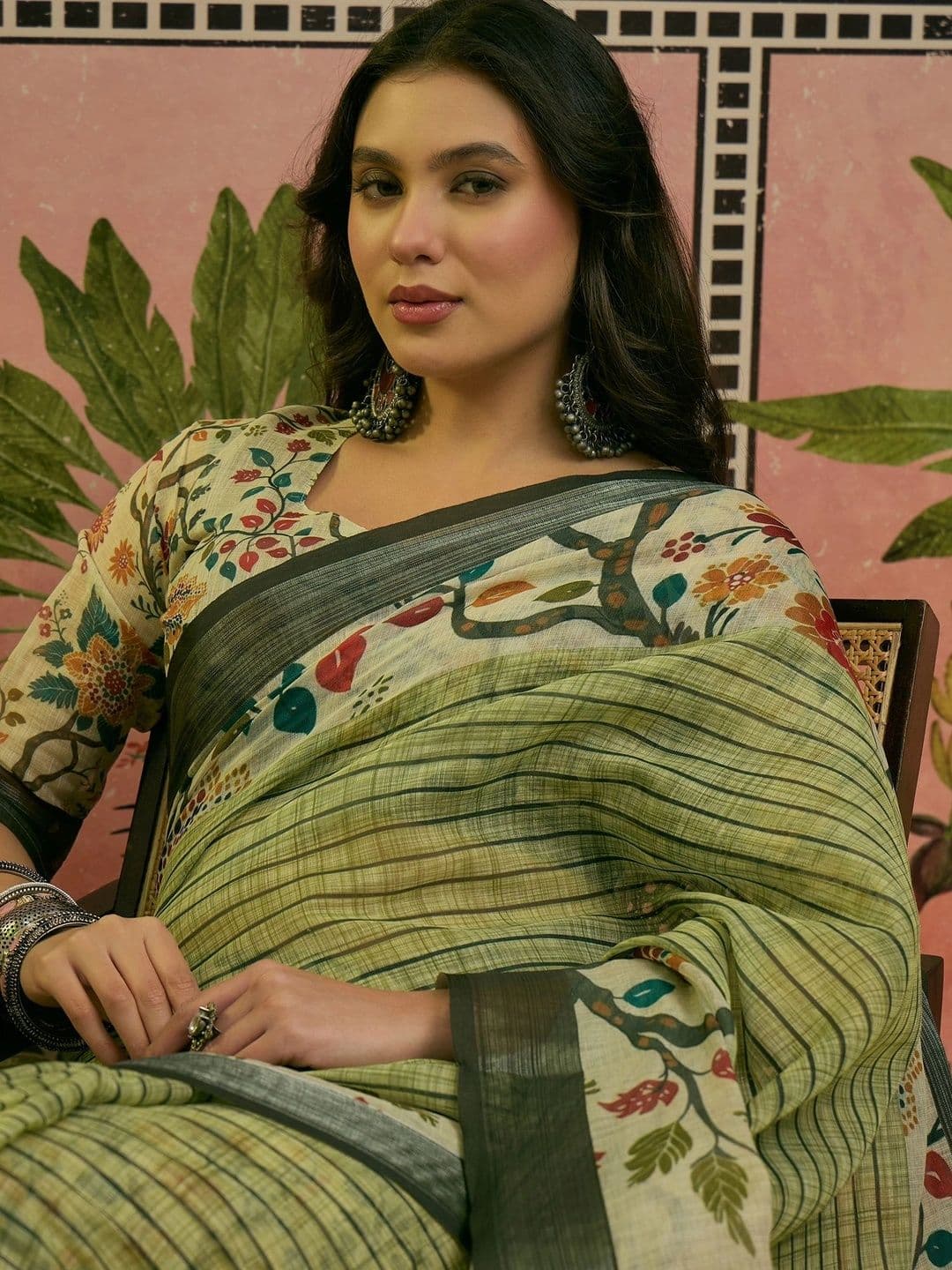 Suha Floral Saree thumbnail 4