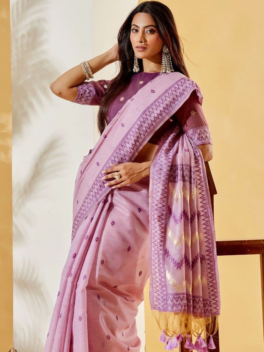 kasee Woven Design Silk Blend Designer Saree thumbnail 7