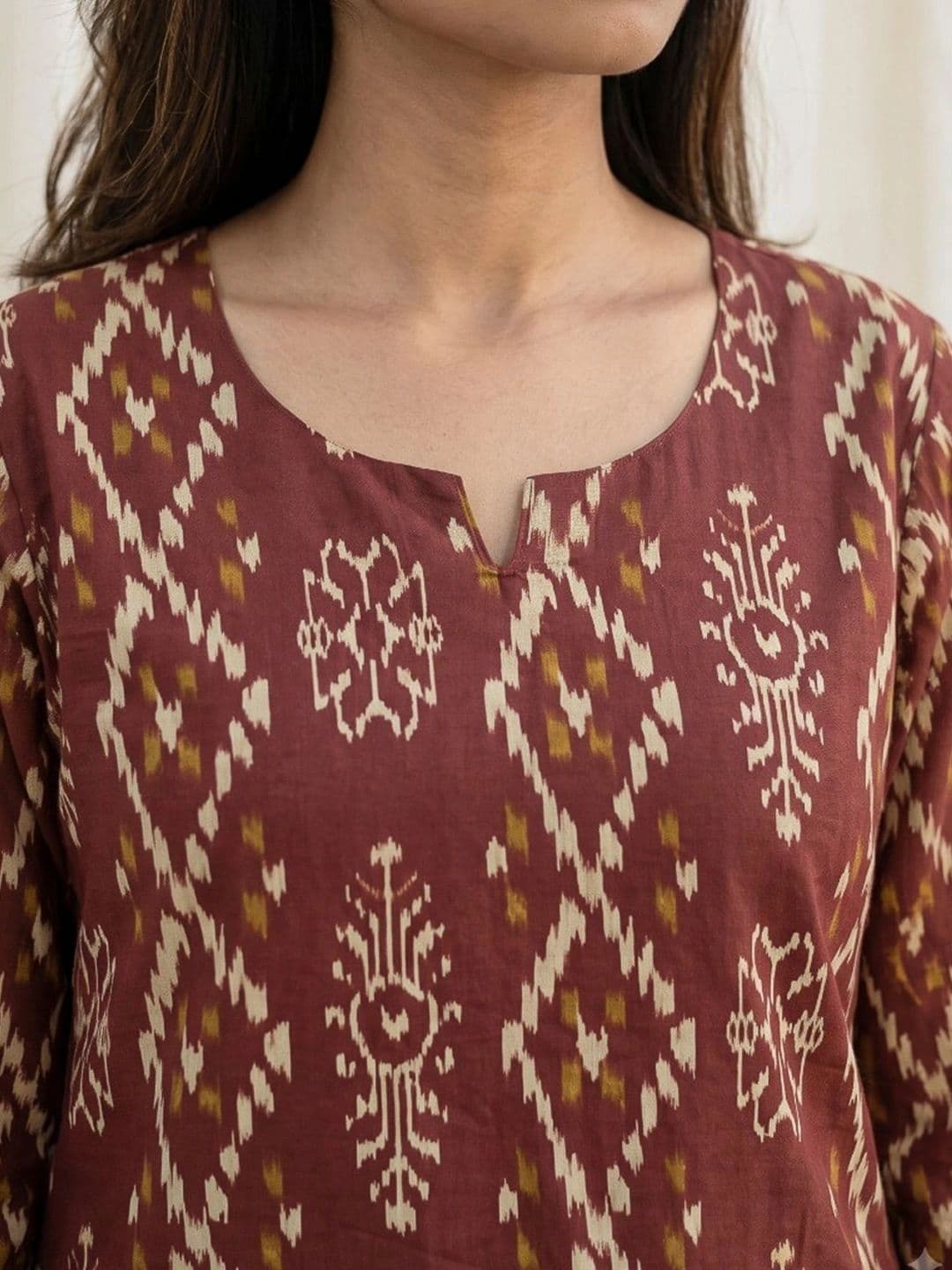 Meena Bazaar Women Ethnic Motifs Printed Regular Kurti with Trousers thumbnail 5