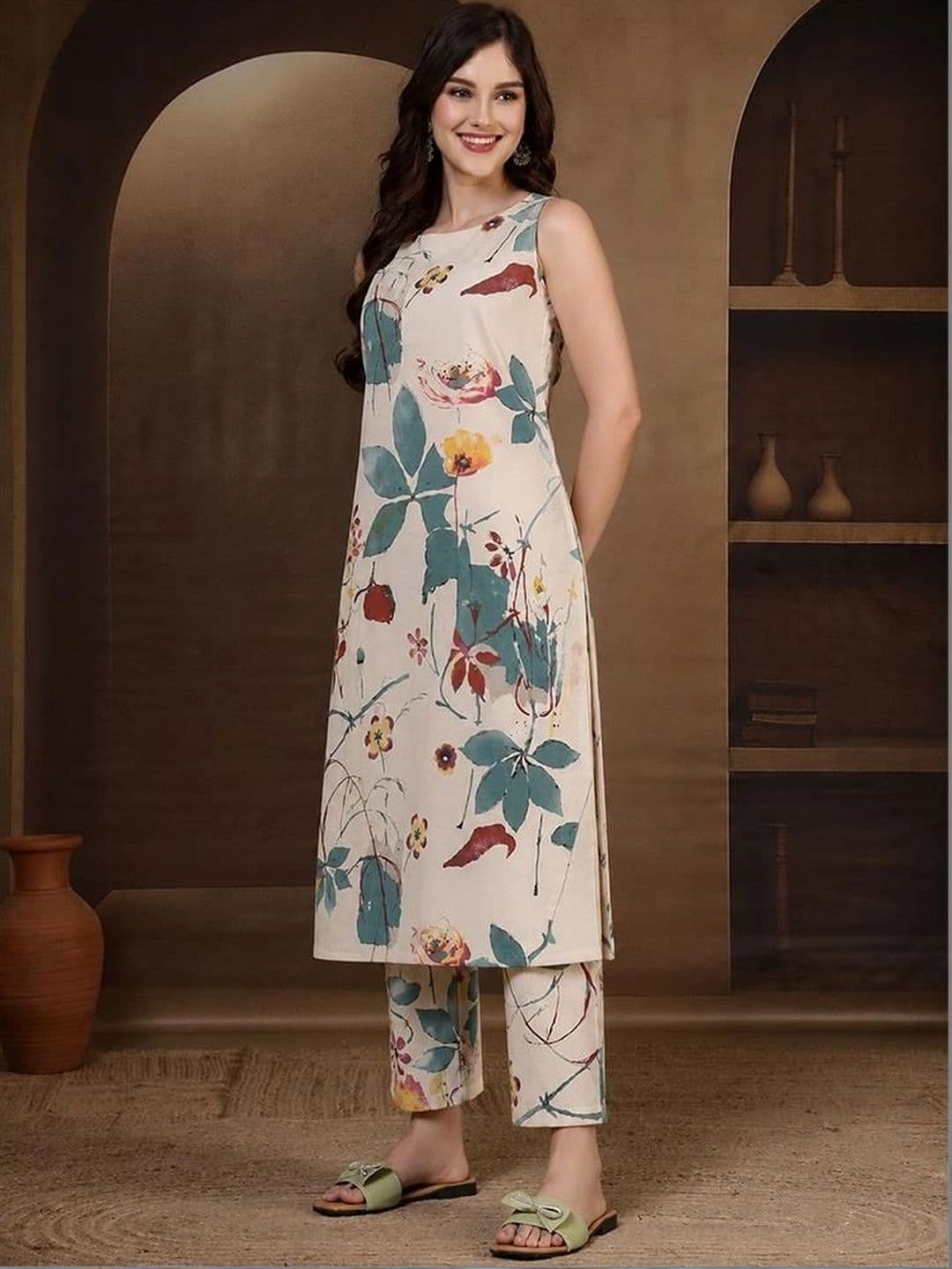 Sangria Women Floral Printed Floral Kurta thumbnail 4