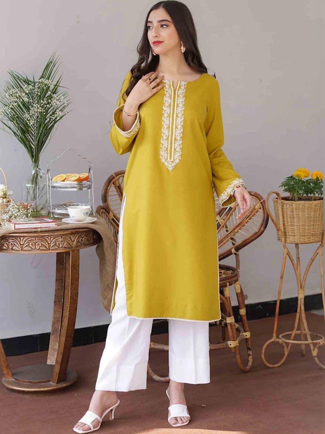 Anouk Women Ethnic Motifs Embroidered Regular Thread Work Kurta with Palazzos & Dupatta thumbnail 5