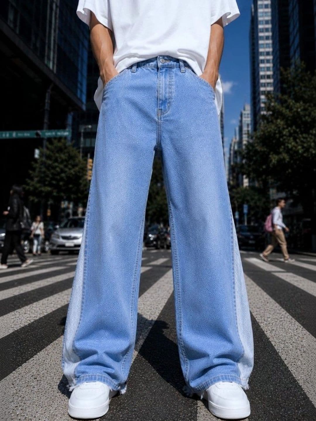 Bene Kleed Men Wide Leg Mid-Rise Light Fade Jeans - view 1