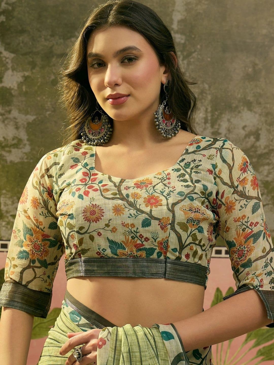 Suha Floral Saree thumbnail 6