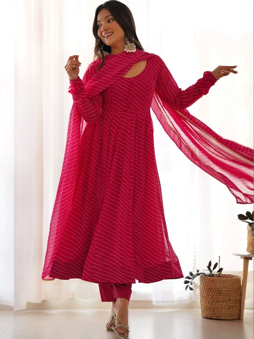 PALMIRA Women Leheriya Printed Regular Kurta with Trousers & With Dupatta thumbnail 7