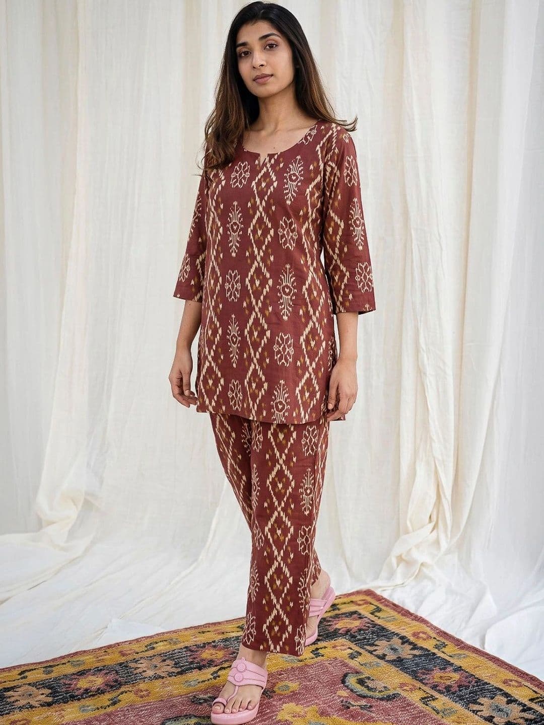 Meena Bazaar Women Ethnic Motifs Printed Regular Kurti with Trousers - view 1