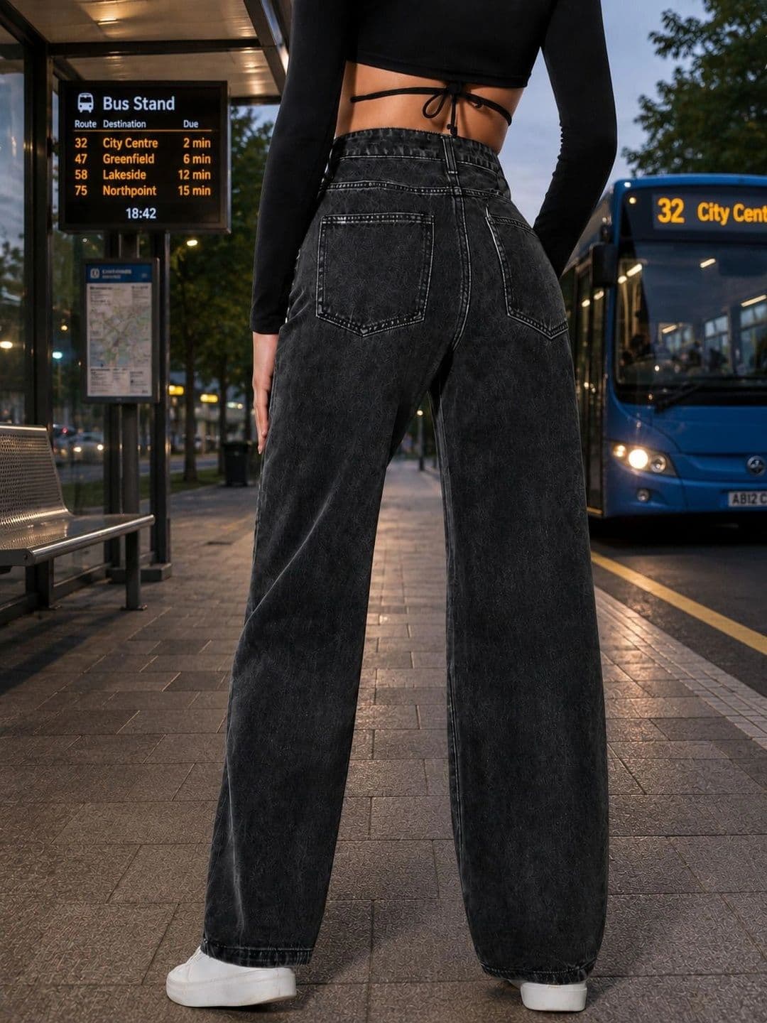 DENIMLOOK Women Flared High-Rise Jeans thumbnail 5