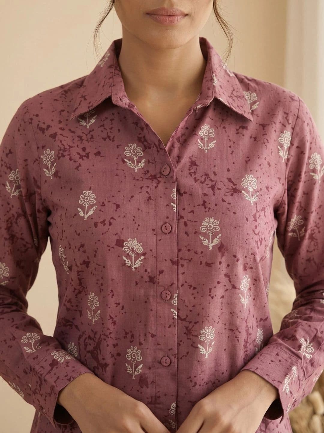 Meena Bazaar Women Ethnic Motifs Printed Regular Kurti with Trousers thumbnail 3