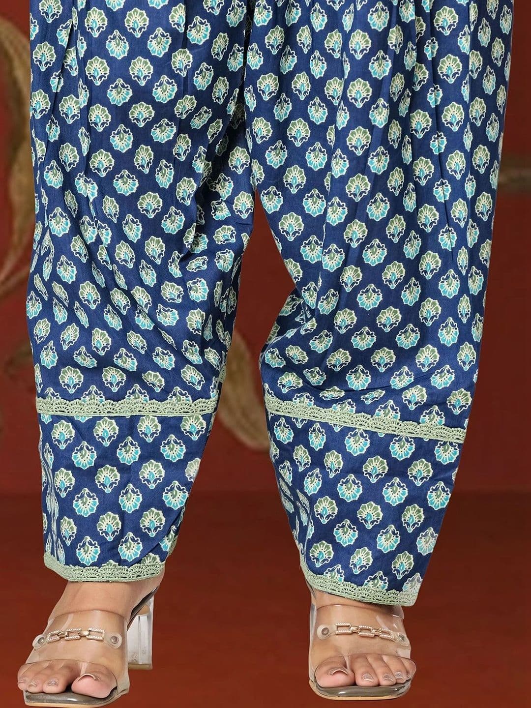 Sangria Women Ethnic Motifs Printed Regular Pure Cotton Kurta with Patiala & With Dupatta thumbnail 5