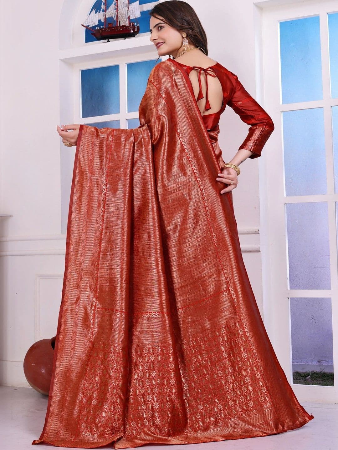 revika Paisley Zari Art Silk Designer Kanjeevaram Saree thumbnail 6