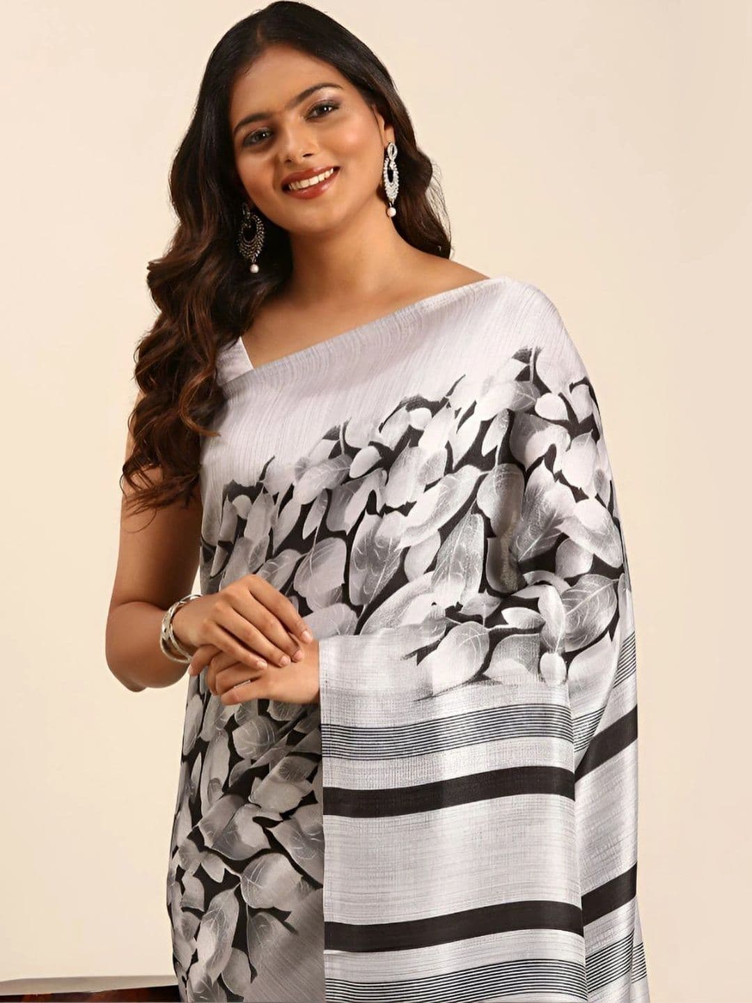 Taashi Tussar Saree thumbnail 7