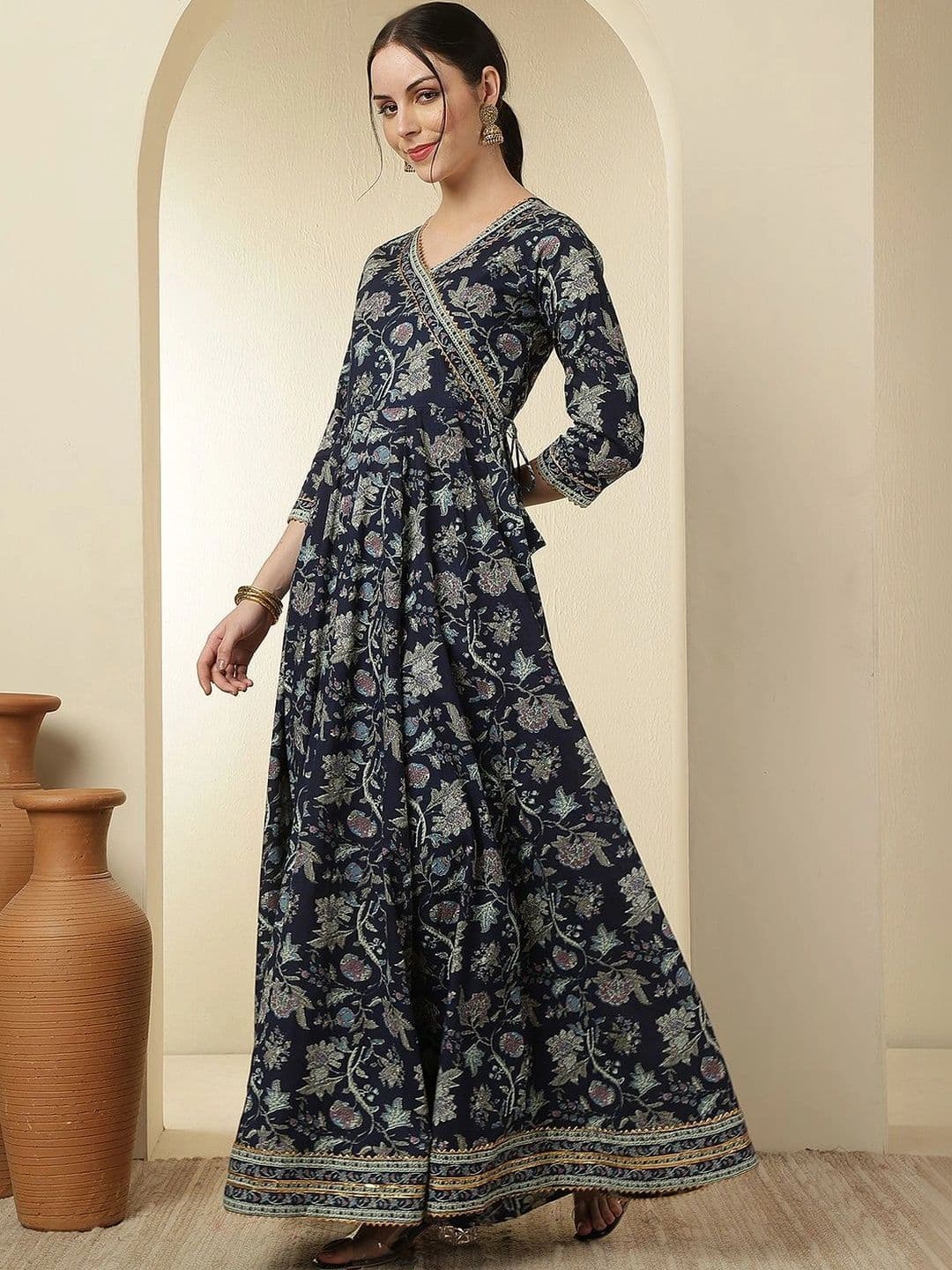 Sangria Women Floral Printed Indie Florals Anarkali Kurta thumbnail 5