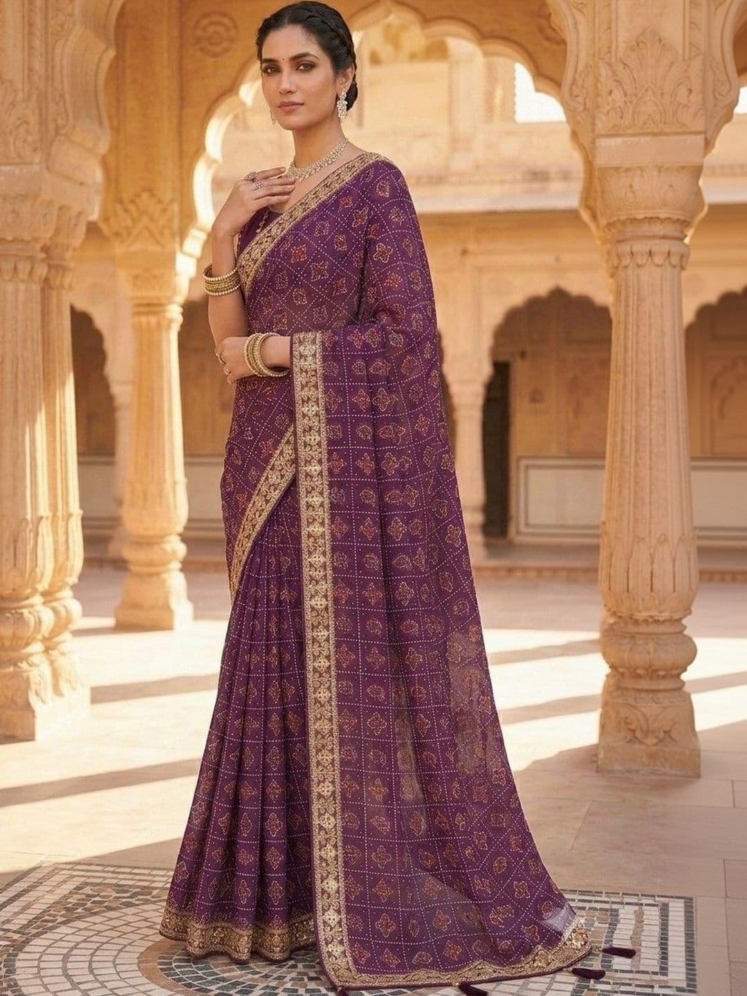 SmileyFashion Bandhani Embroidered Art Silk Designer Bandhani Saree - view 1
