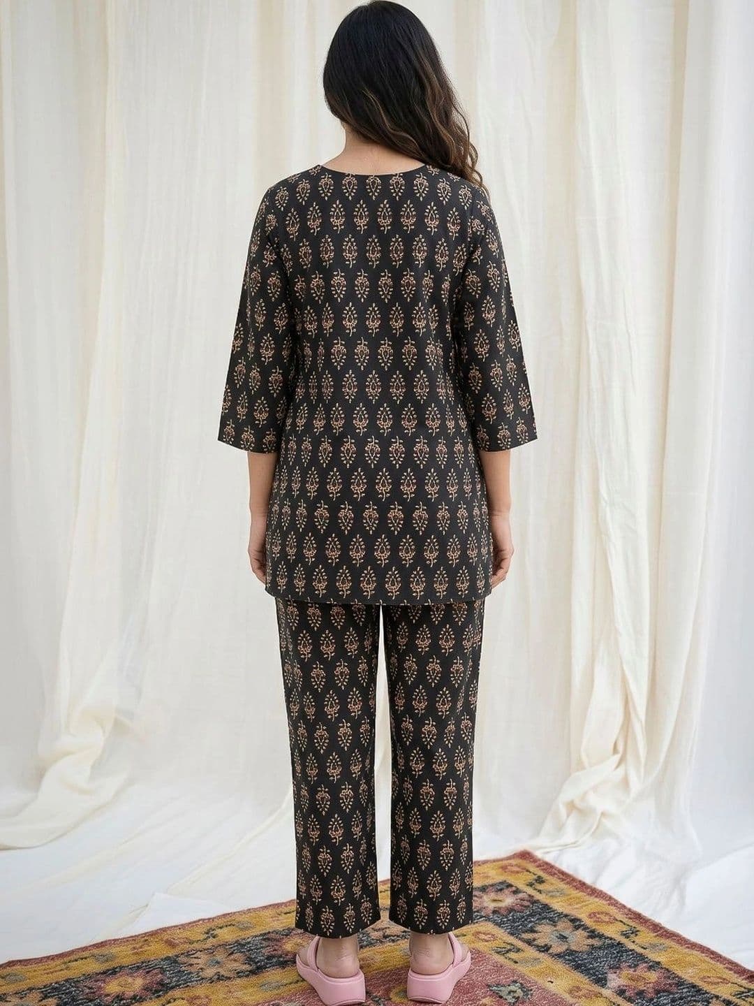 Meena Bazaar Women Ethnic Motifs Printed Regular Kurta with Trousers thumbnail 4