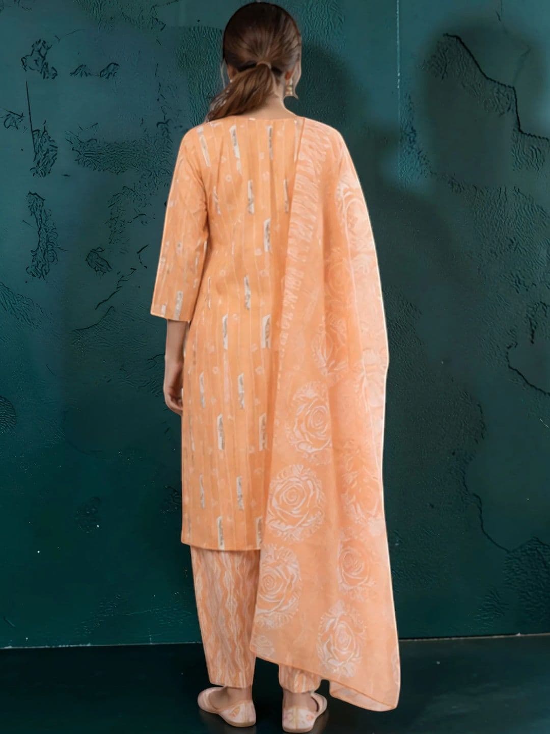 EELIKA Women Ethnic Motifs Printed Regular Pure Cotton Kurta with Patiala & With Dupatta thumbnail 2