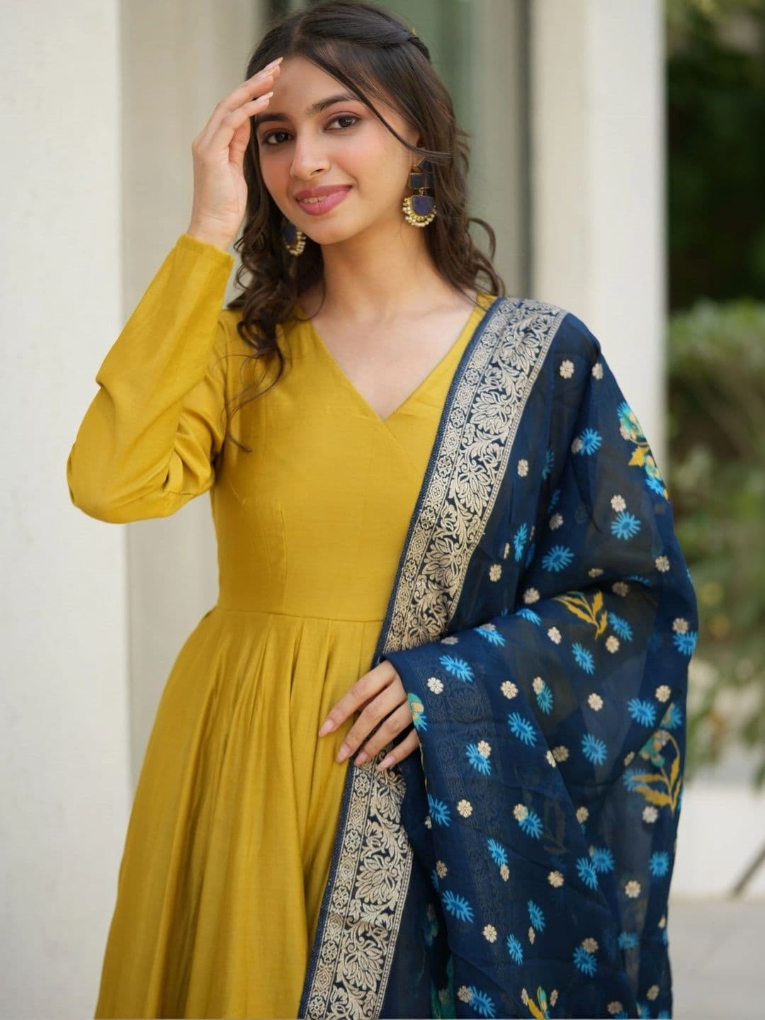 Anouk Women Floral Angrakha Kurta with Palazzos & With Dupatta thumbnail 6