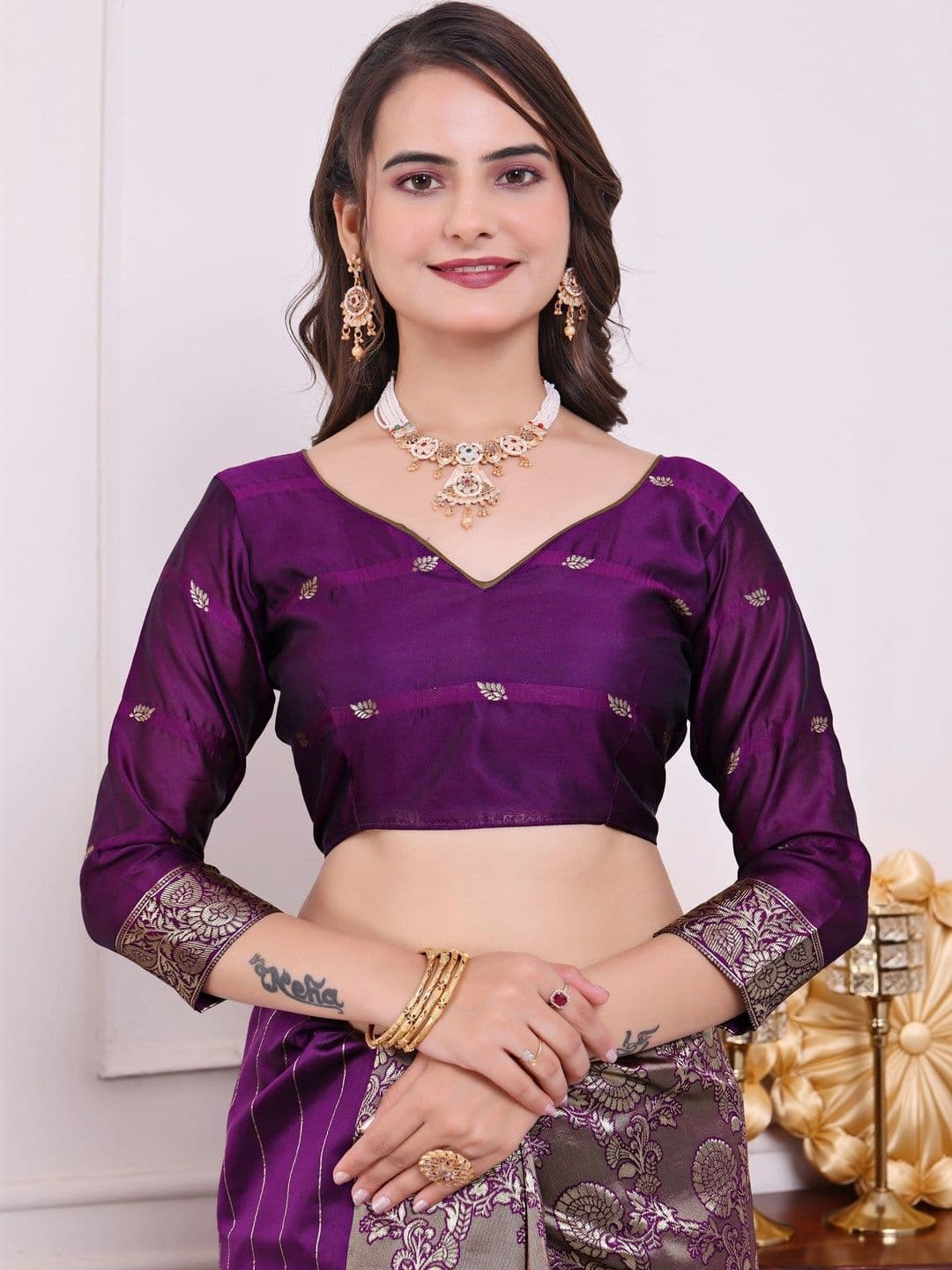 revika Woven Design Zari Art Silk Designer Kanjeevaram Saree thumbnail 6
