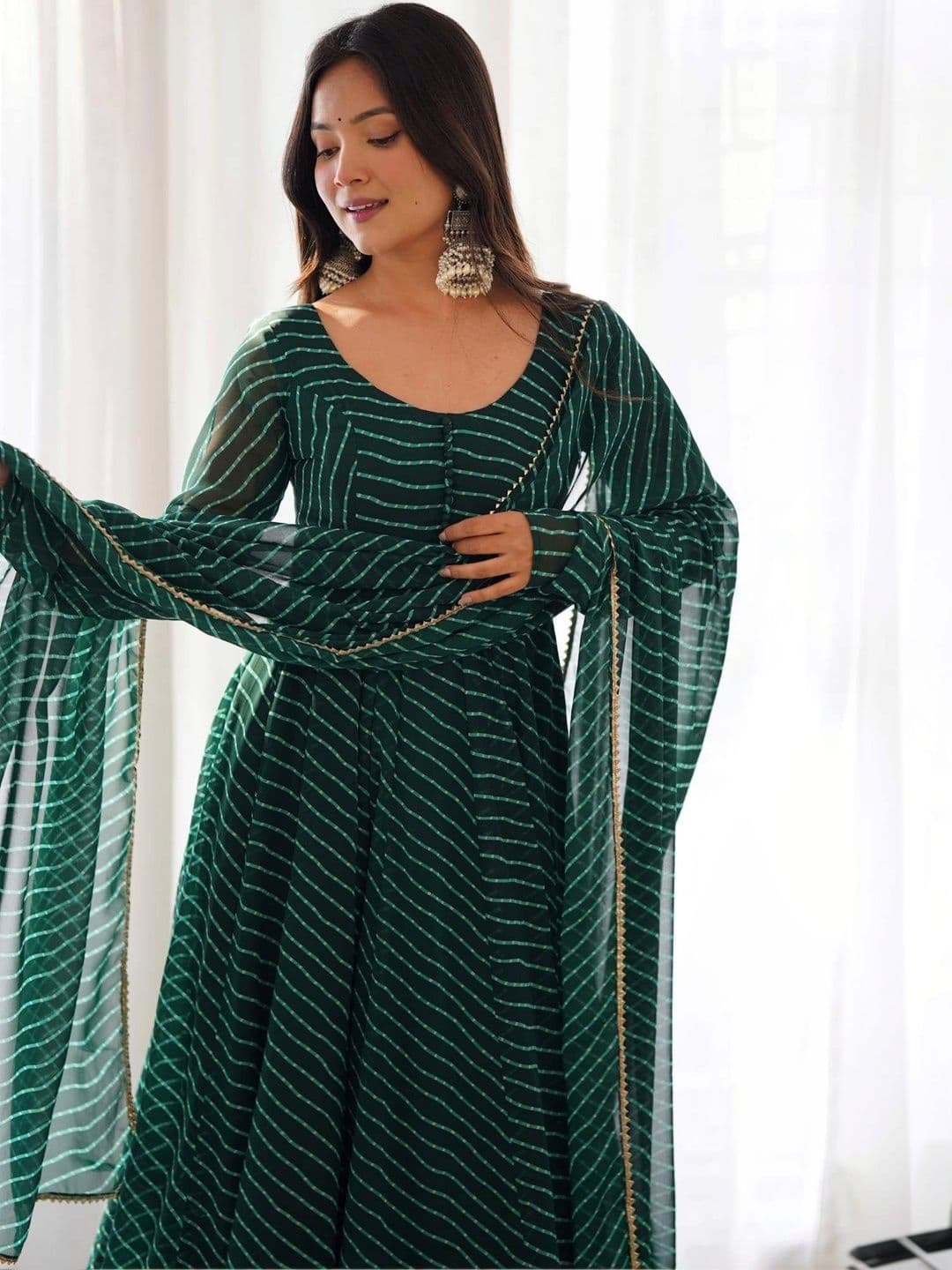 PALMIRA Women Leheriya Printed Regular Kurta with Trousers & With Dupatta thumbnail 2