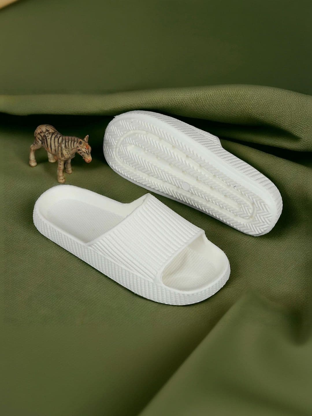 Jactooz Men Sliders thumbnail 3