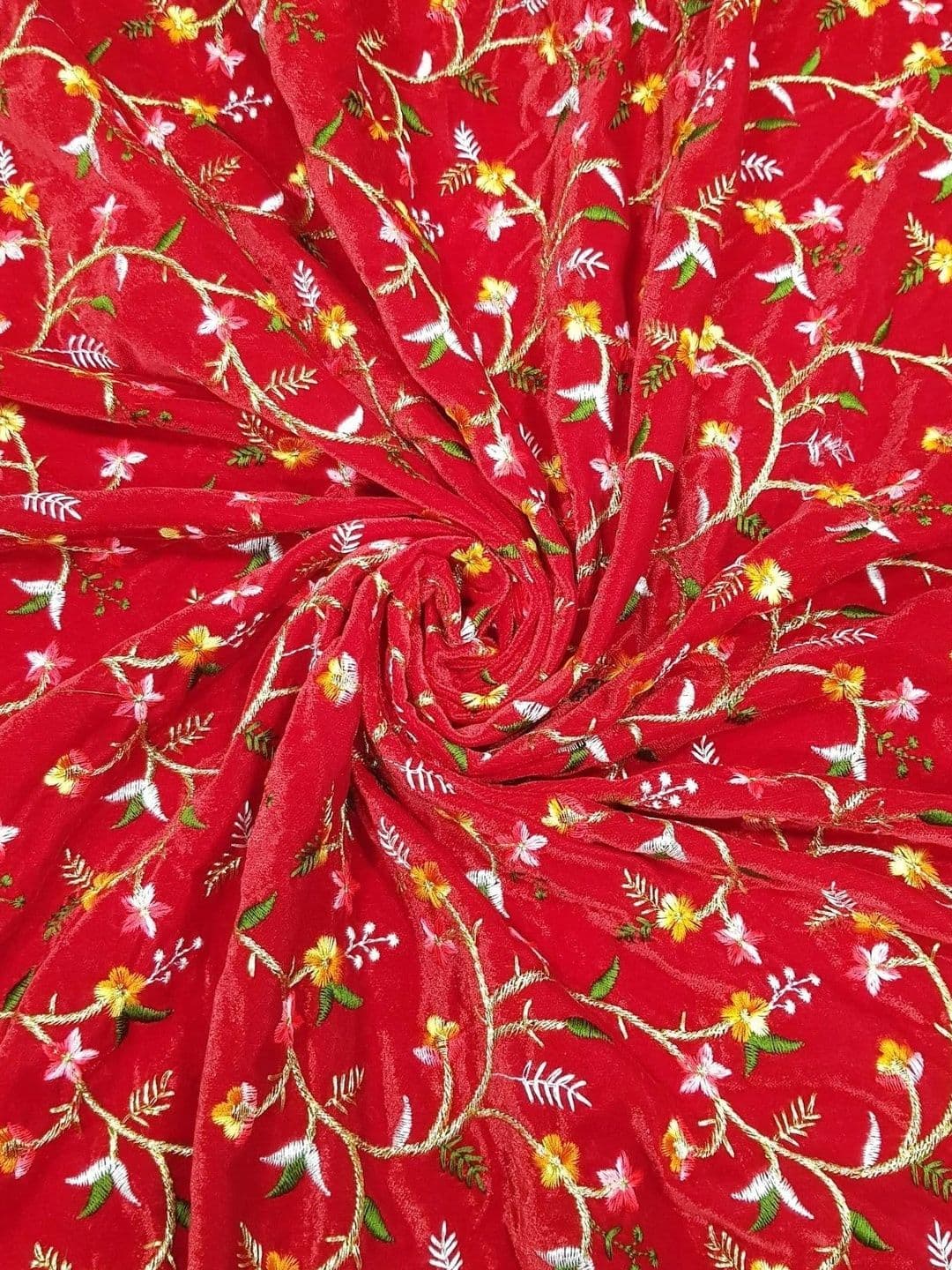 SEG Embroidered Velvet Unstitched Dress Material thumbnail 4