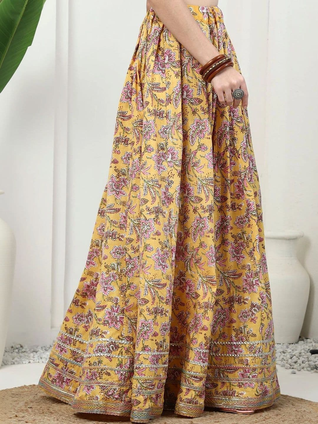 Sangria Women Cotton Floral Printed Flared Maxi Skirt thumbnail 2