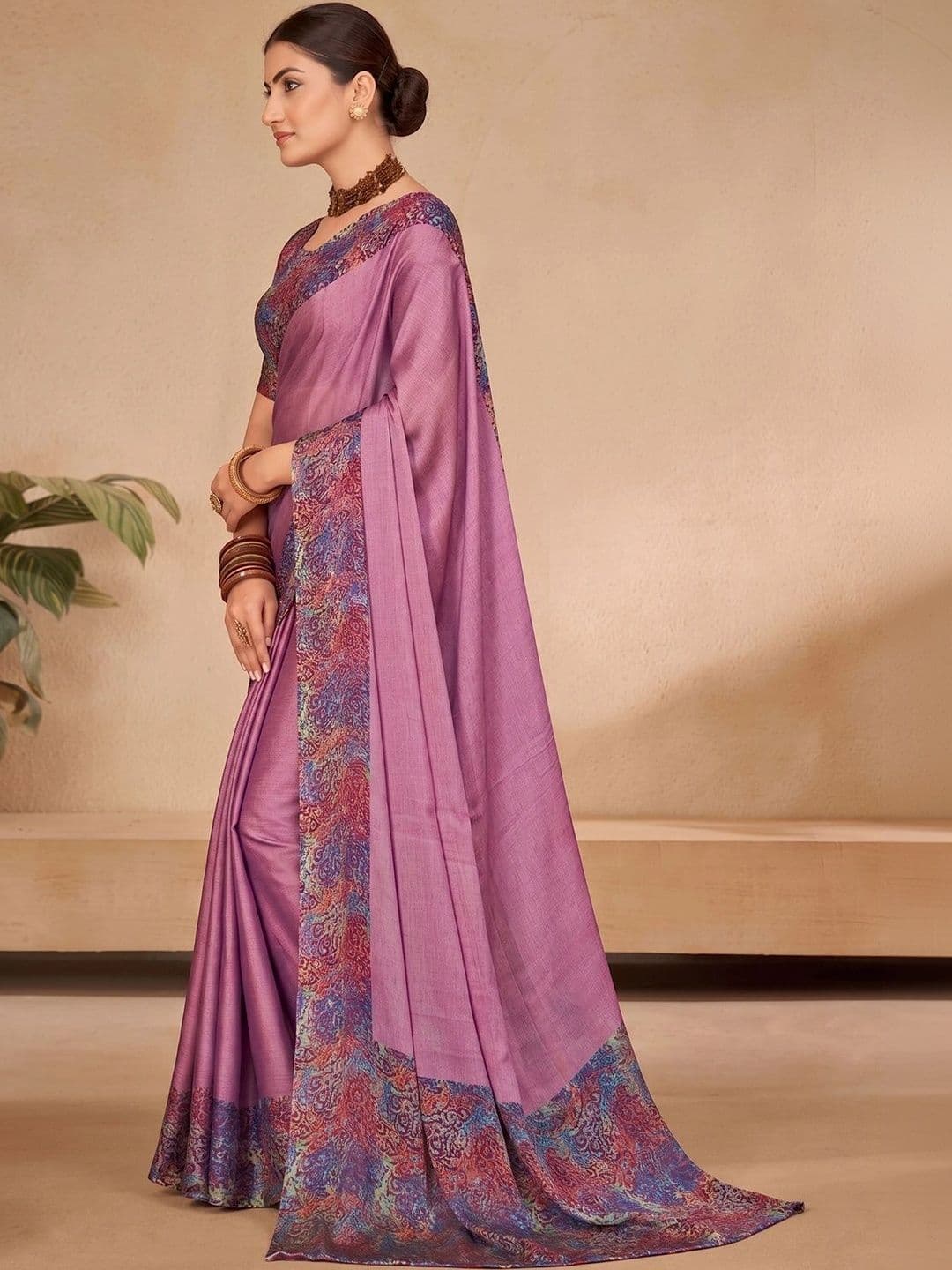 Vipul Pure Chiffon Designer Saree thumbnail 2