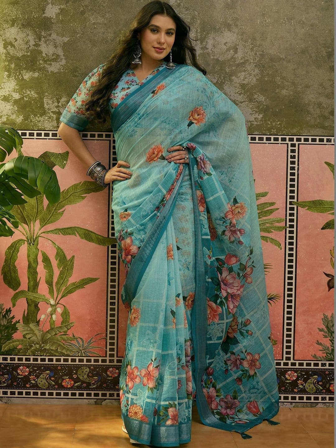 Suha Women Best Design Floral Saree thumbnail 3