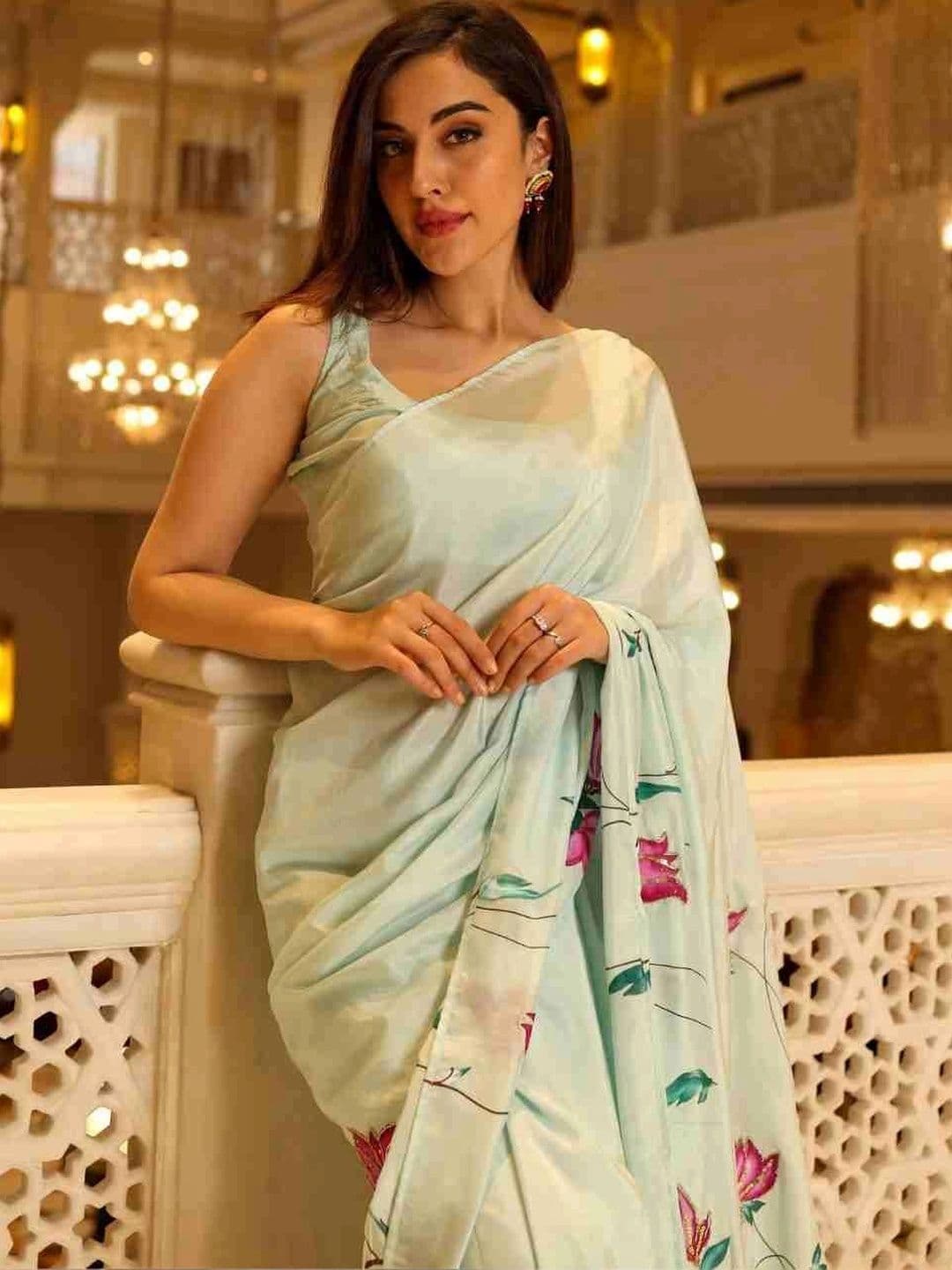 HERE&NOW Floral Silk Blend Kanjeevaram Saree thumbnail 6