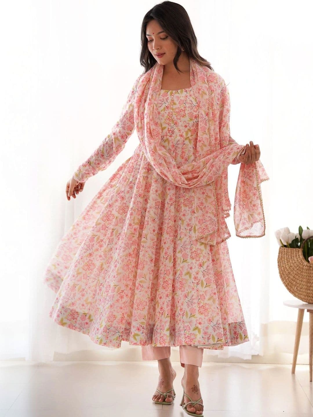 PALMIRA Women Floral Printed Regular Kurta with Trousers & With Dupatta thumbnail 7
