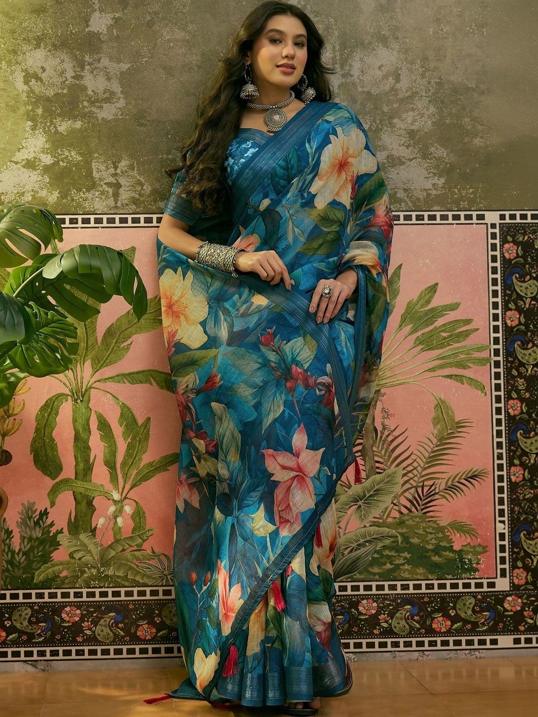 Suha Floral Saree thumbnail 7