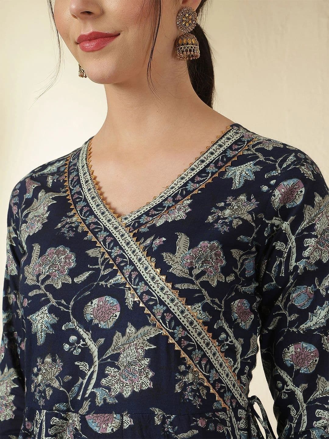 Sangria Women Floral Printed Indie Florals Anarkali Kurta thumbnail 4
