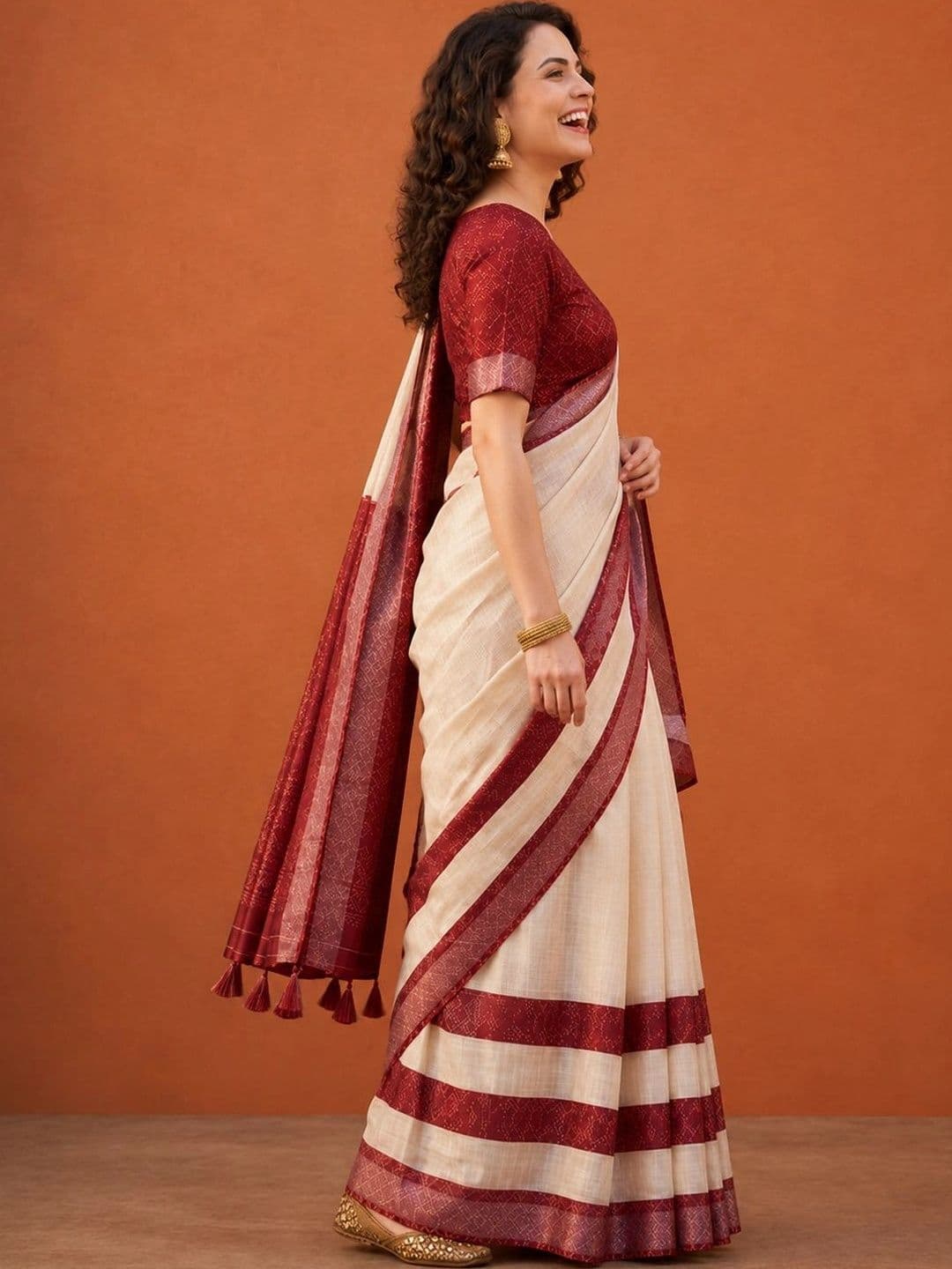 Suha Striped Silk Blend Saree thumbnail 7