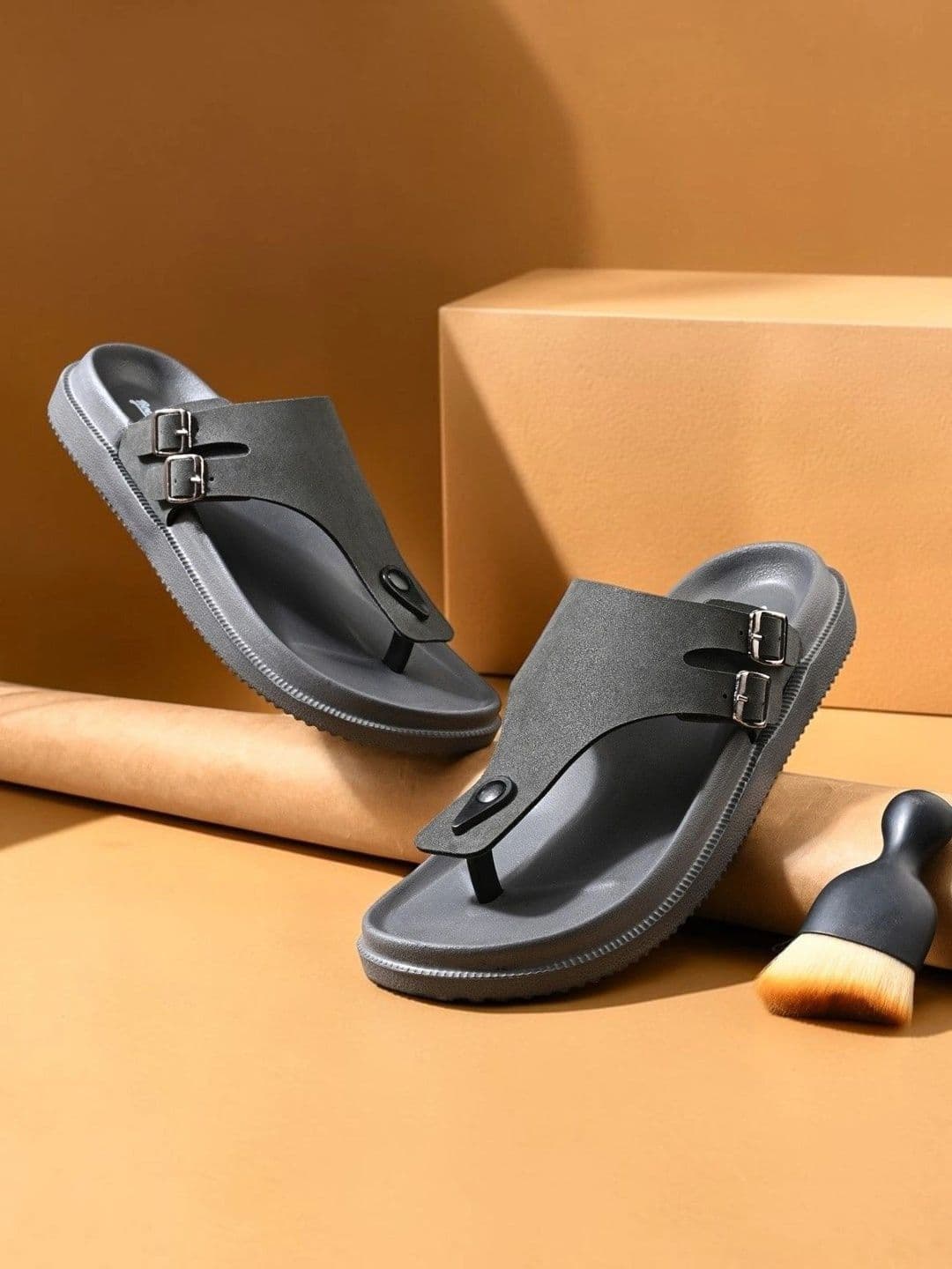 Roadster Men Thong Flip-Flops - view 1