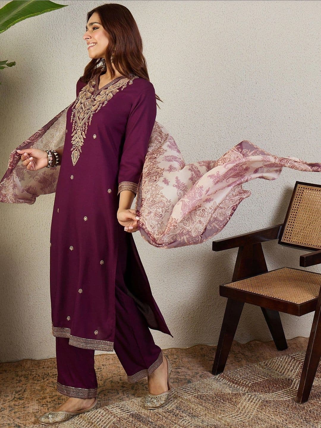 Anouk Women Ethnic Motifs Embroidered Regular Thread Work Kurta -Palazzos & With Dupatta thumbnail 4