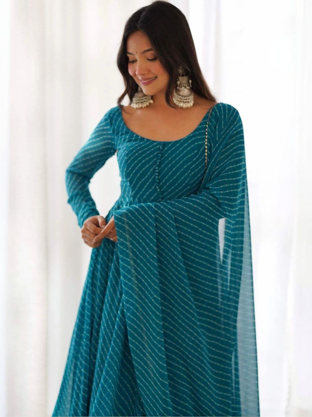 PALMIRA Women Leheriya Printed Regular Kurta with Trousers & With Dupatta thumbnail 7