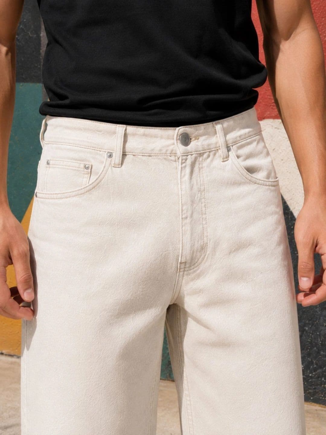 LINARIA Men Classic Regular Fit Mid-Rise Stretchable Jeans thumbnail 4