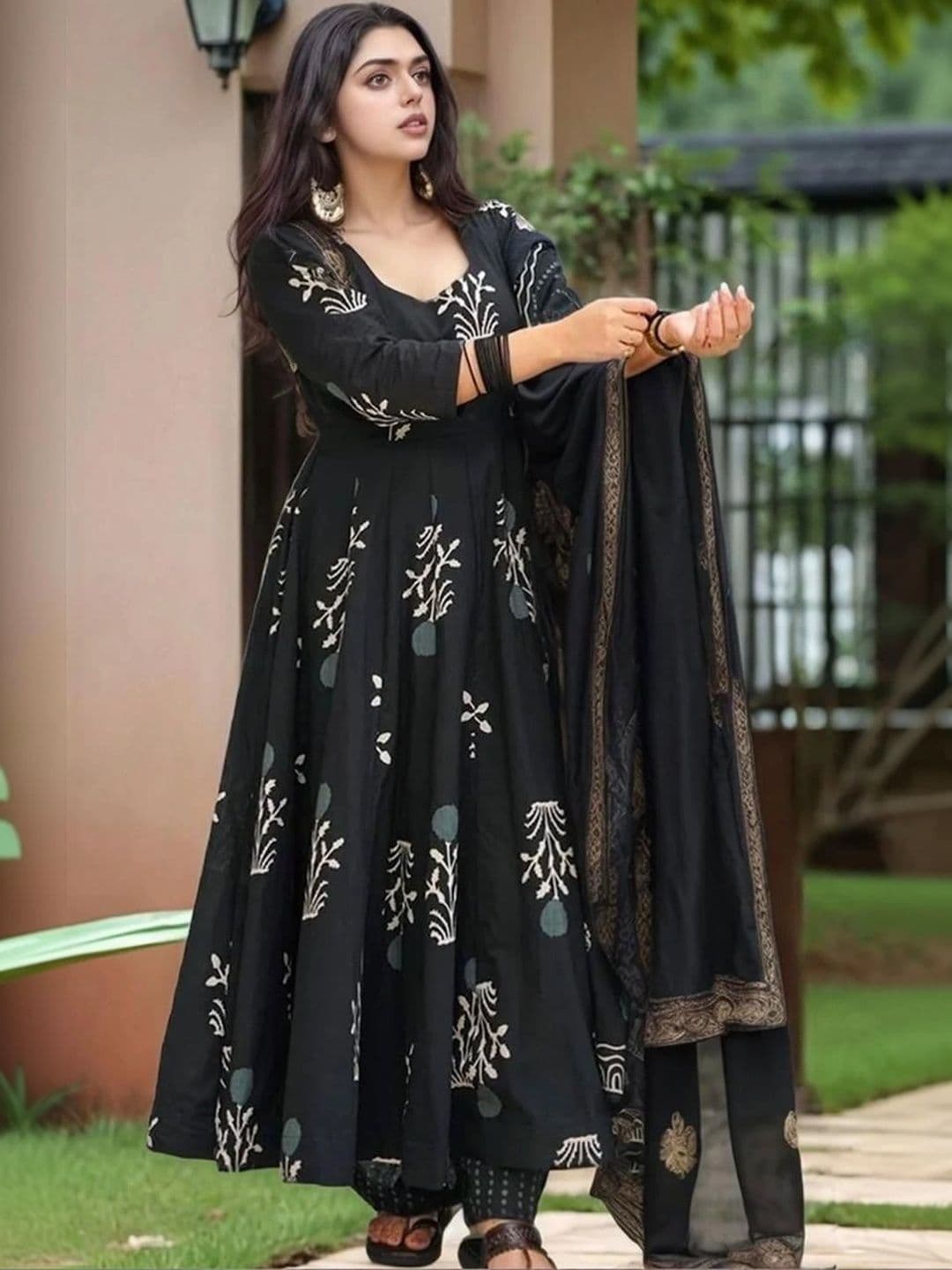 Mogra Designs Women Ethnic Motifs Printed Regular Kurta with Trousers & With Dupatta thumbnail 2