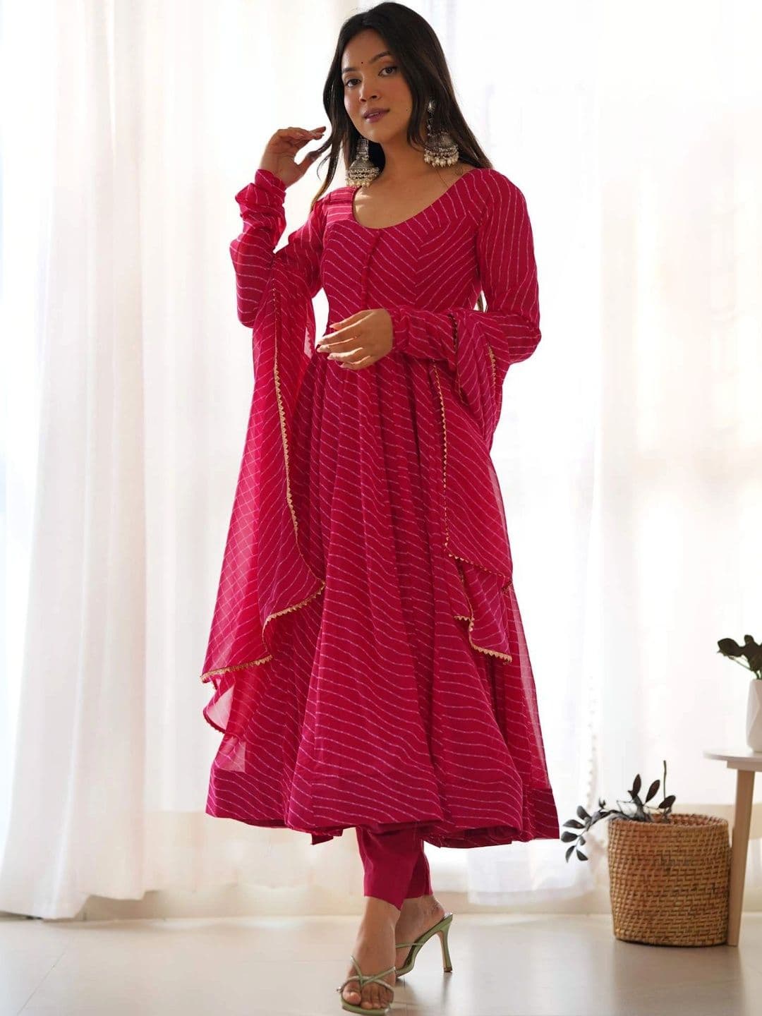 PALMIRA Women Leheriya Printed Regular Kurta with Trousers & With Dupatta thumbnail 3