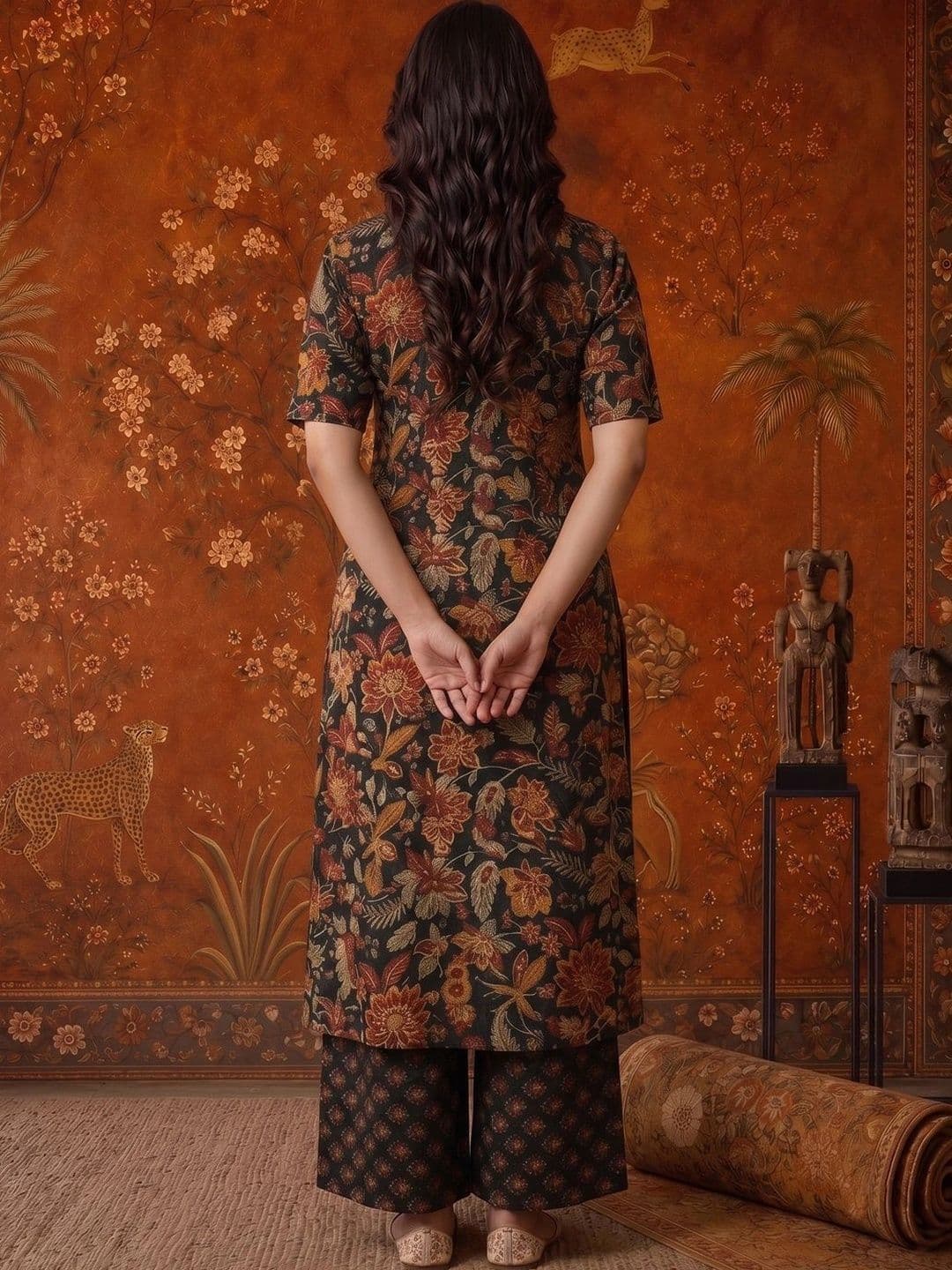 Sangria Women Floral Printed Regular Kurta with Palazzos thumbnail 7