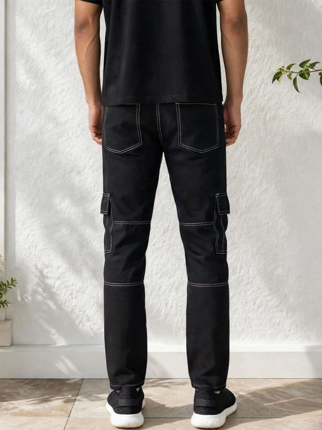 Metronaut Men Classic Regular Fit Mid-Rise Stretchable Jeans thumbnail 2