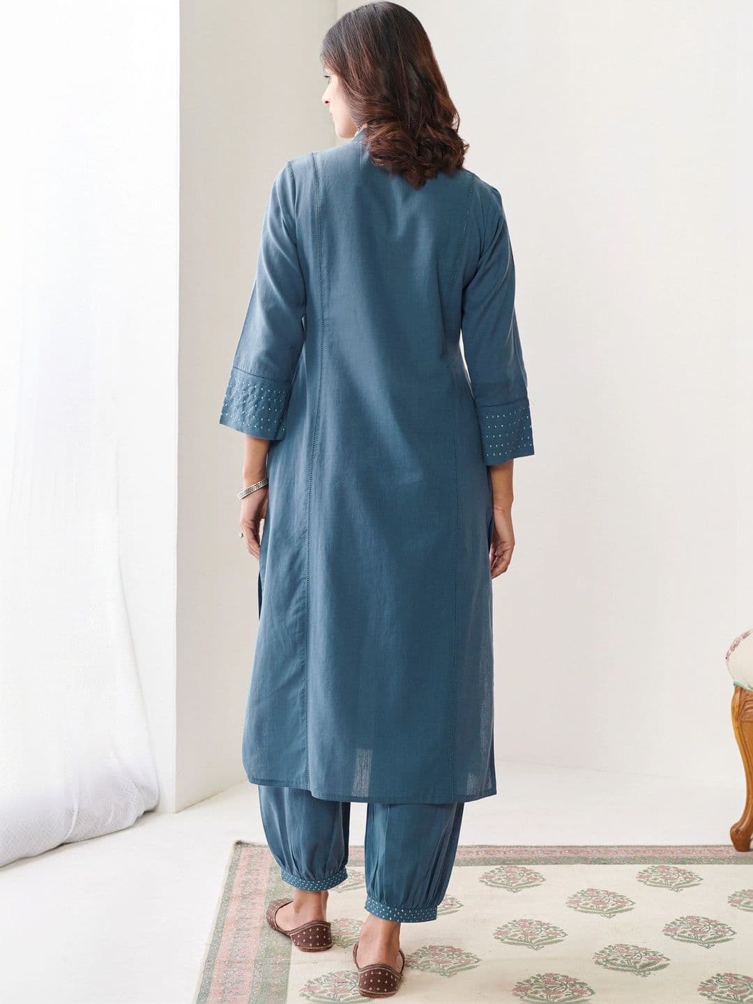 Anouk Women Ethnic Motifs Regular Beads and Stones Kurta with Trousers & With Dupatta thumbnail 4