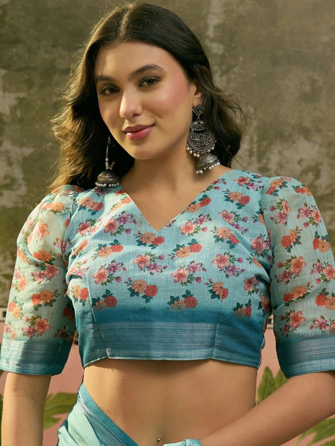 Suha Women Best Design Floral Saree thumbnail 4