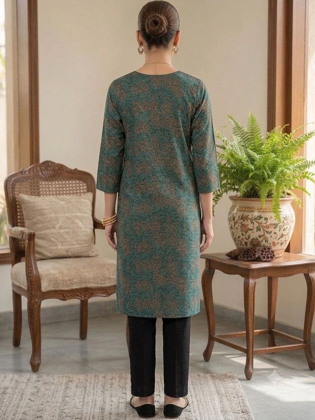 Khasmuda Attire Women Ethnic Motifs Printed Regular Pure Cotton Kurti with Trousers thumbnail 6