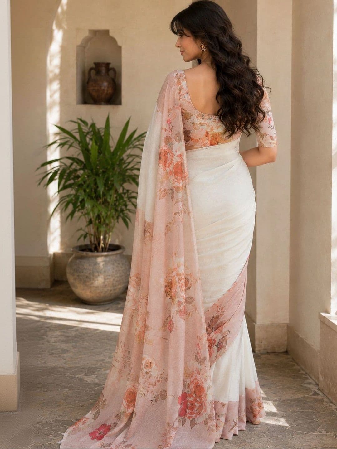 Durga Textile Floral Silk Blend Saree thumbnail 3
