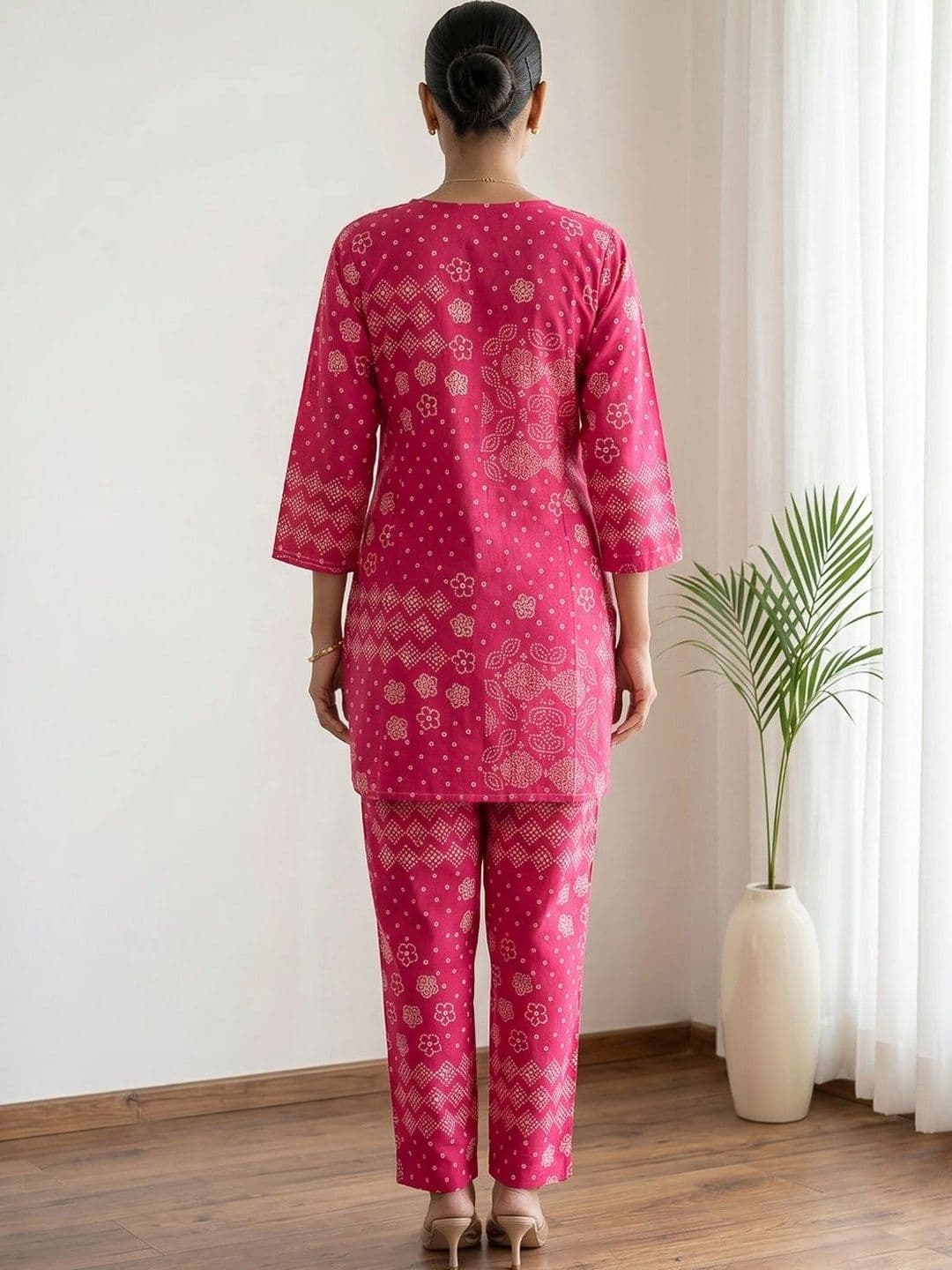 Meena Bazaar Women Ethnic Motifs Printed Regular Kurta with Trousers thumbnail 4