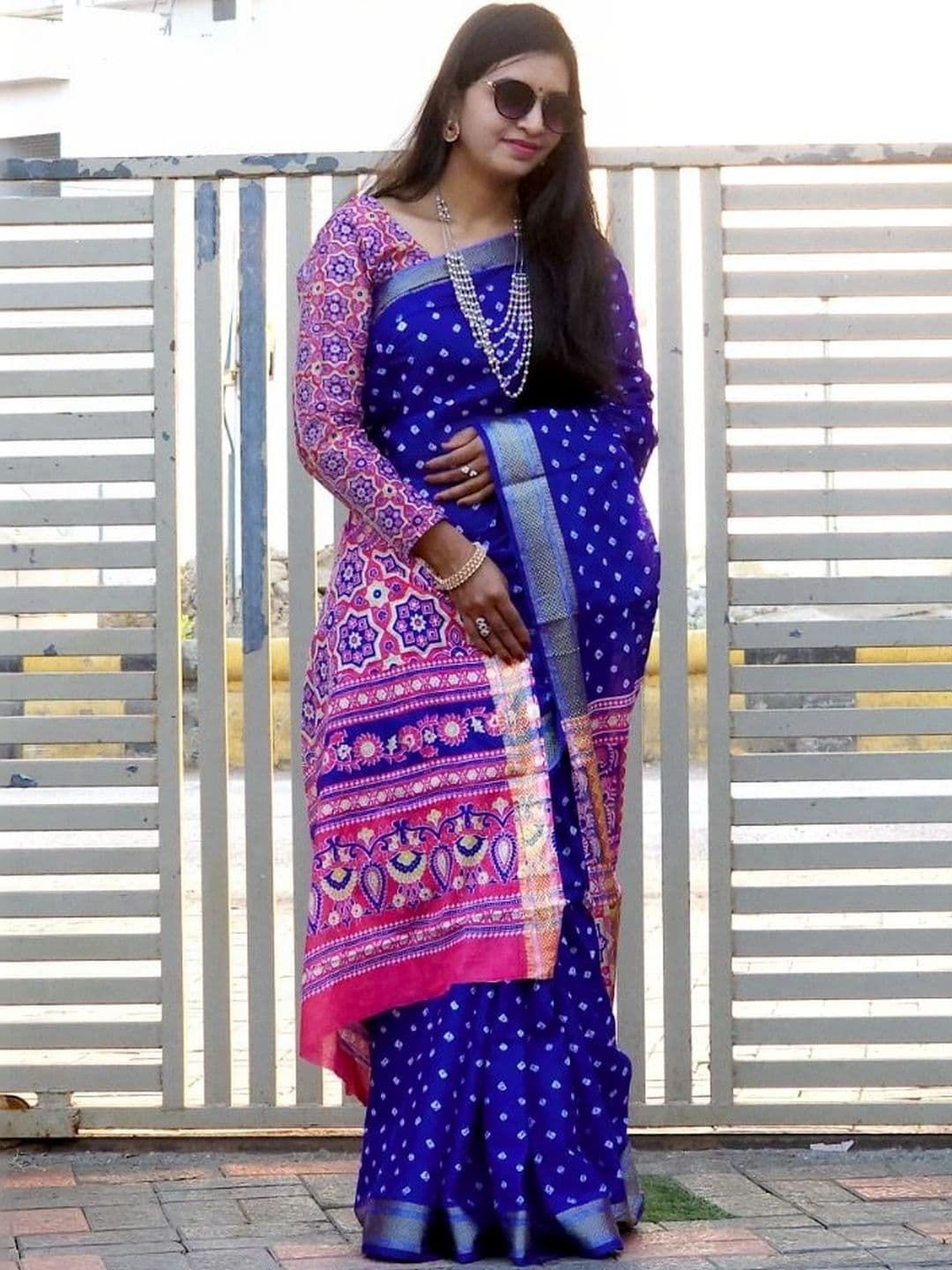 BARATHEON Bandhani Pure Cotton Saree thumbnail 6