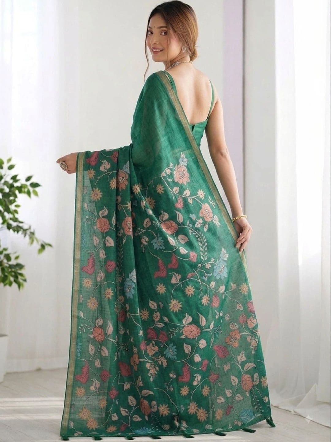 SAMANTHA Floral Zari Linen Blend Fusion Khadi Saree thumbnail 5