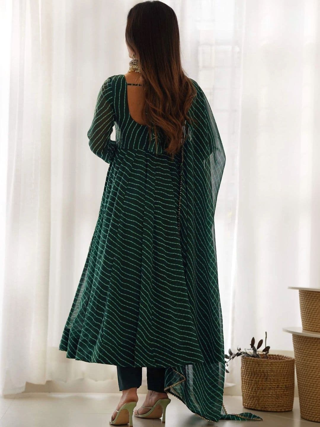PALMIRA Women Leheriya Printed Regular Kurta with Trousers & With Dupatta thumbnail 7